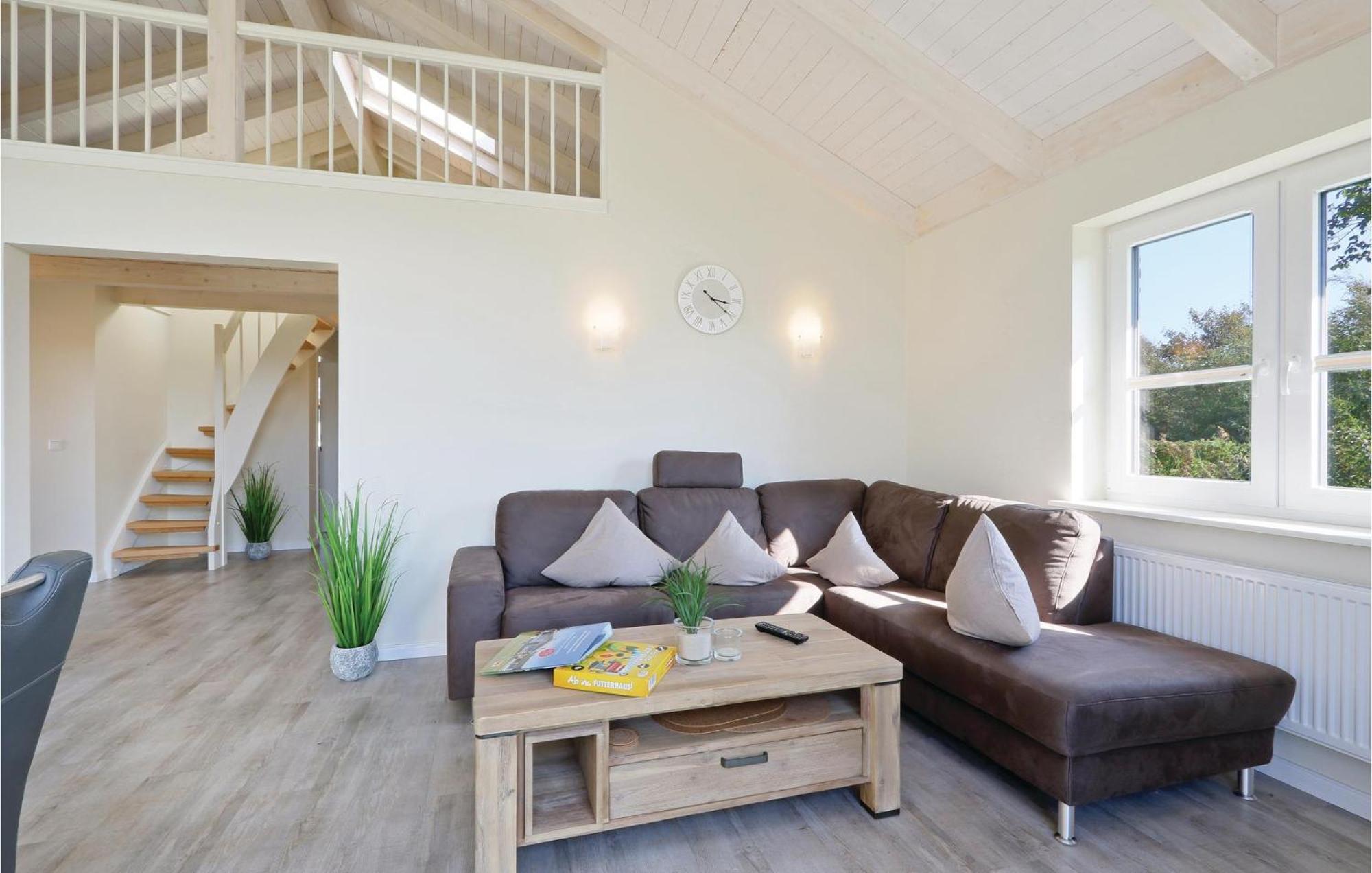 Awesome Home In Dagebuell With Kitchen Esterno foto